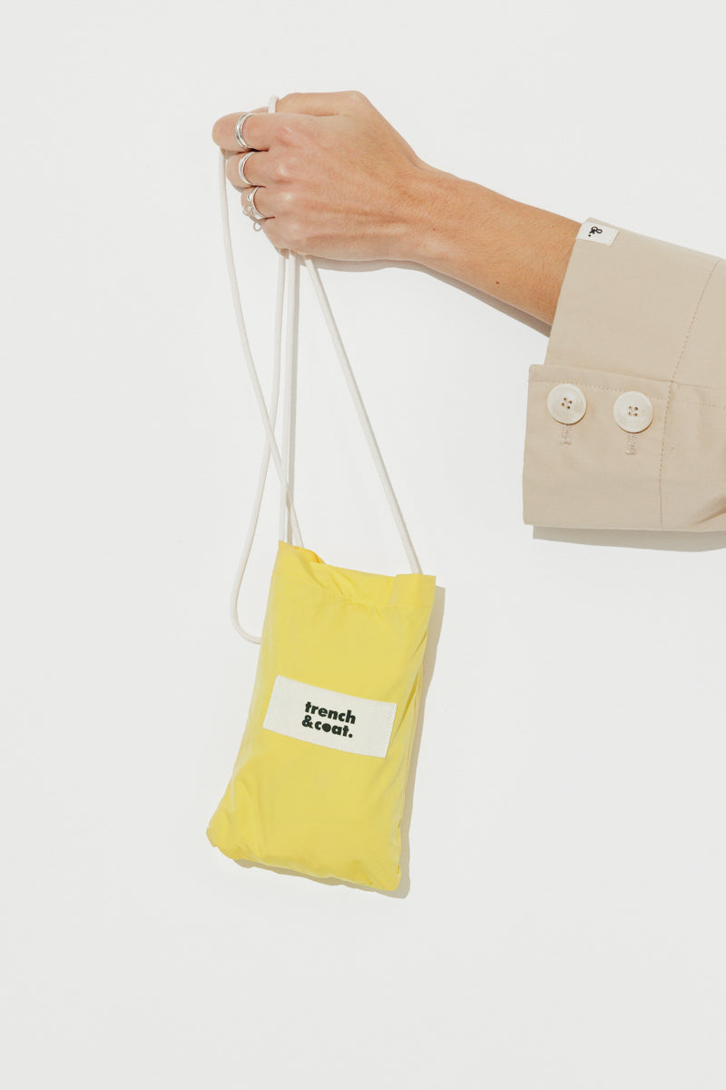 Trench & Coat France Capuche Réversible Imprimé Esprit Foulard Jaune Printemps-Été 2025