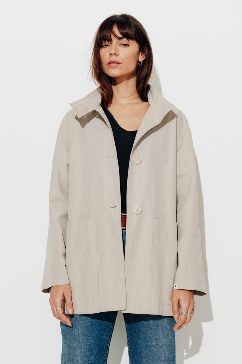 Trench & Coat France Imper Court En Gabardine De Coton Gris Clair Printemps-Été 2025