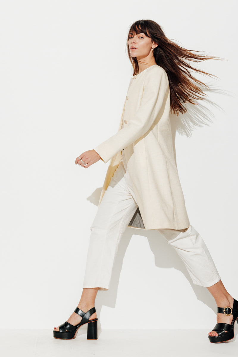 Trench & Coat France Manteau cintré sans col SOVERIA écru Printemps-Été 2025