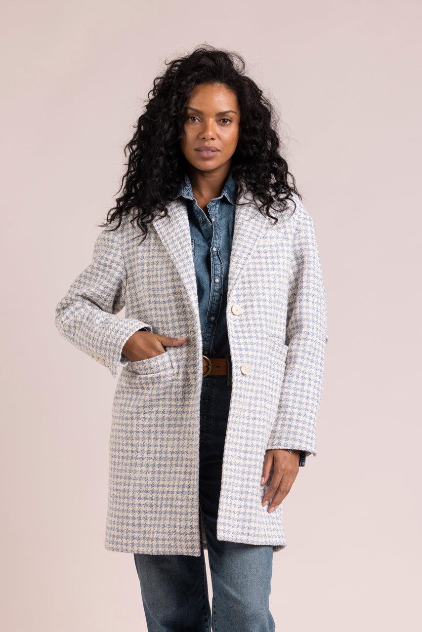 Trench & Coat France Manteau Droit En Tissu Pied De Poule Bleu Et écru Printemps-Été 2025