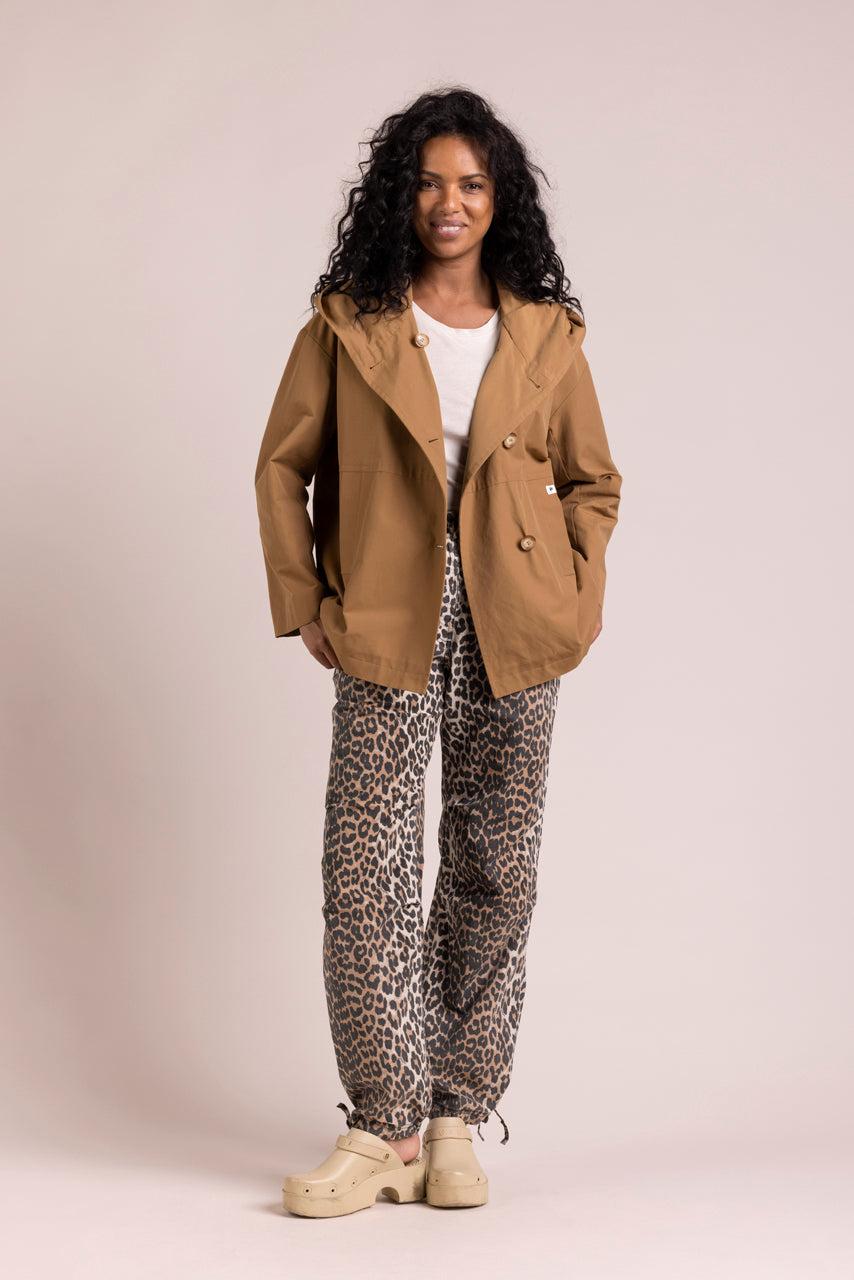 Trench & Coat France Parka Courte à Capuche En Coton Camel Printemps-Été 2025