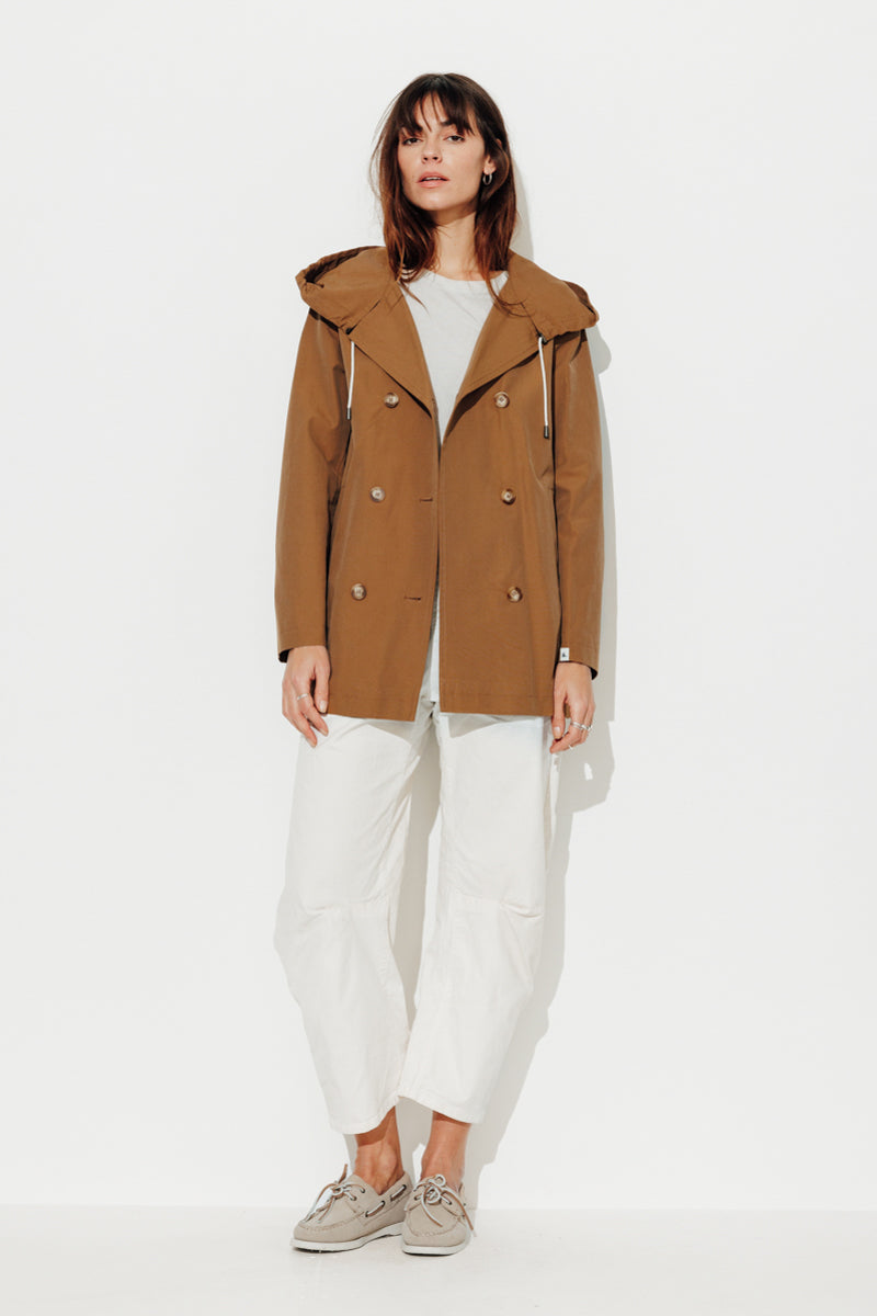 Trench & Coat France Parka courte féminine à capuche camel Printemps-Été 2025