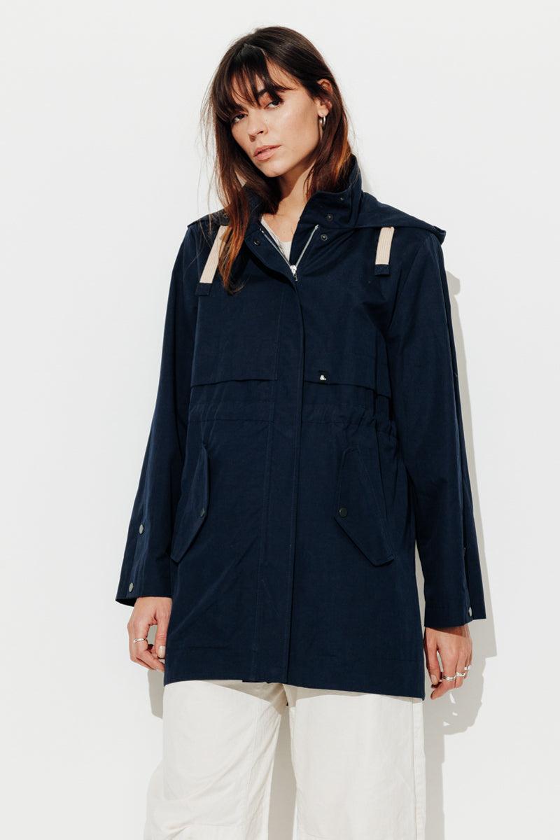 Trench & Coat France Parka Droite En Gabardine De Coton Bleu Marine Printemps-Été 2025