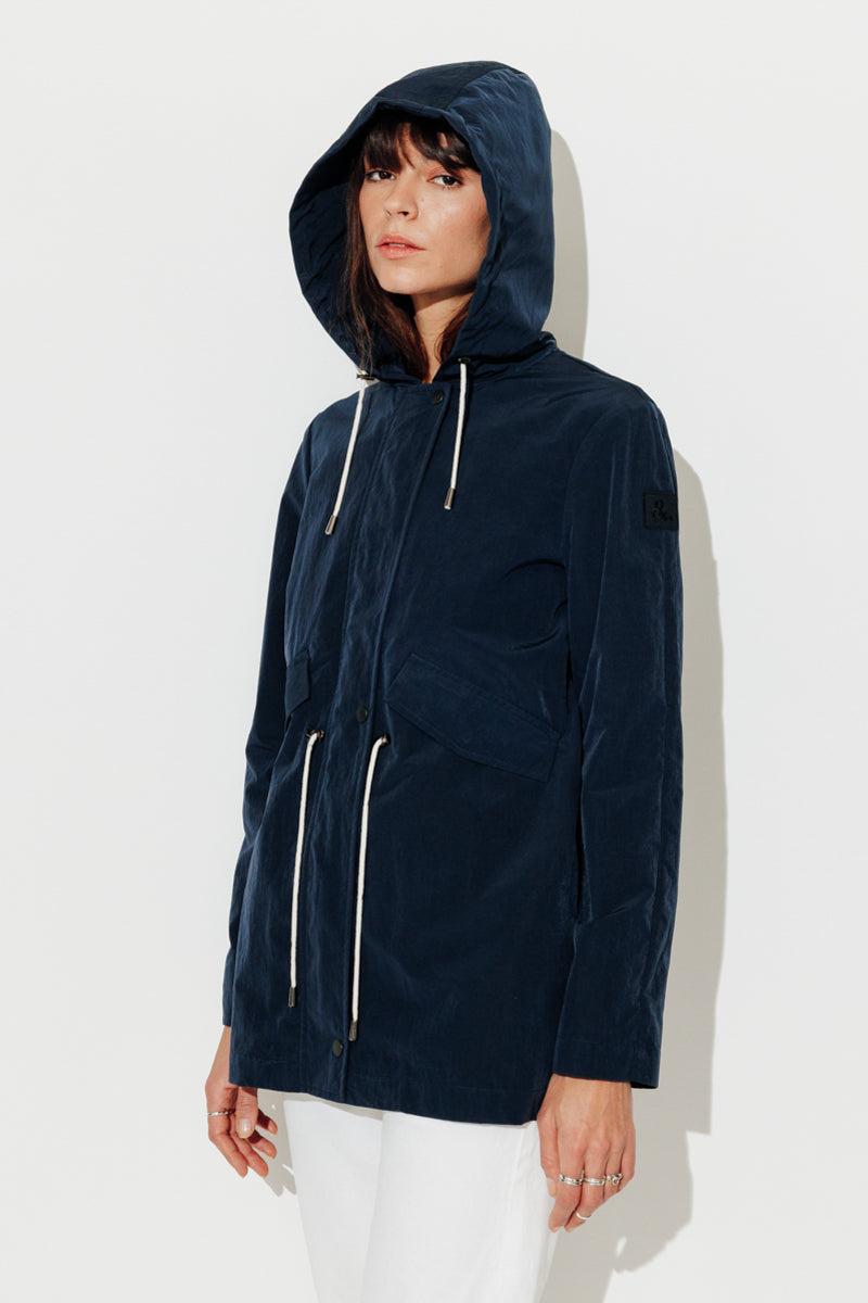 Trench & Coat France Parka évasée En Tissu Effet Satiné Bleu Marine Printemps-Été 2025