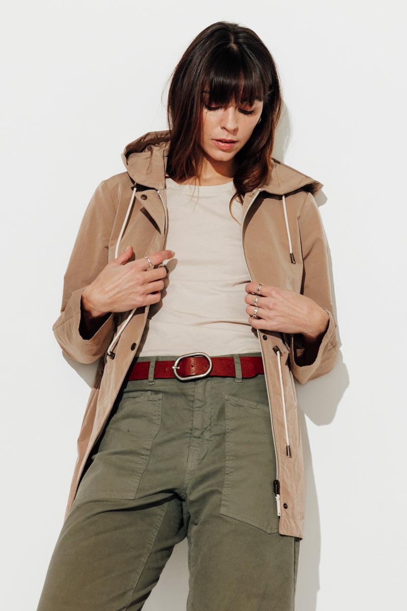 Trench & Coat France Parka évasée En Tissu Effet Satiné Camel Printemps-Été 2025