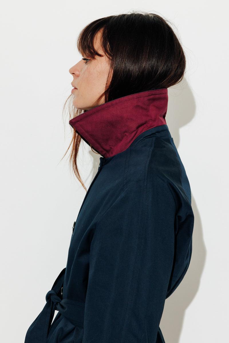 Trench & Coat France Trench Généreux En Pur Coton Bleu Marine Printemps-Été 2025