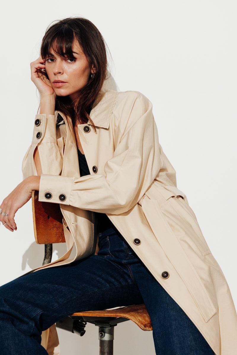 Trench & Coat France Trench Long Fluide En Coton écru Printemps-Été 2025