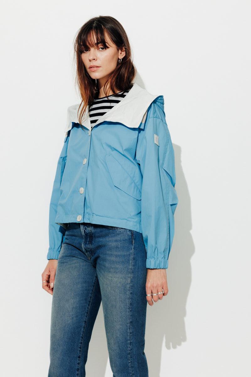 Trench & Coat France Veste Courte Déperlante En Coton Biologique Bleu Printemps-Été 2025