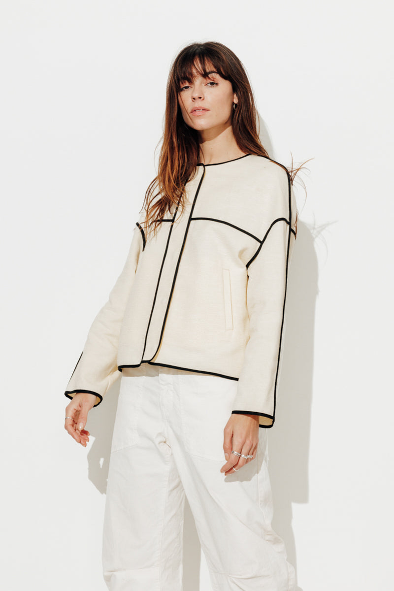 Trench & Coat France Veste Courte VERTEUIL Pur Coton écru Printemps-Été 2025