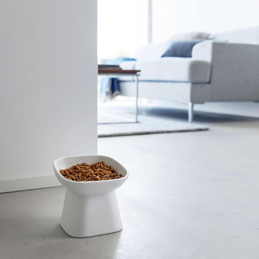 Trendform Angewinkelter Keramik-Futternapf TOWER Weiss