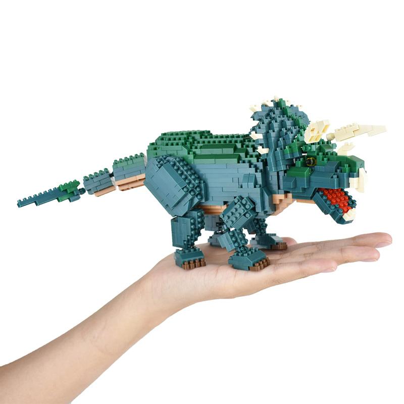 Trendform Animal Deluxe NANOBLOCK Triceratops