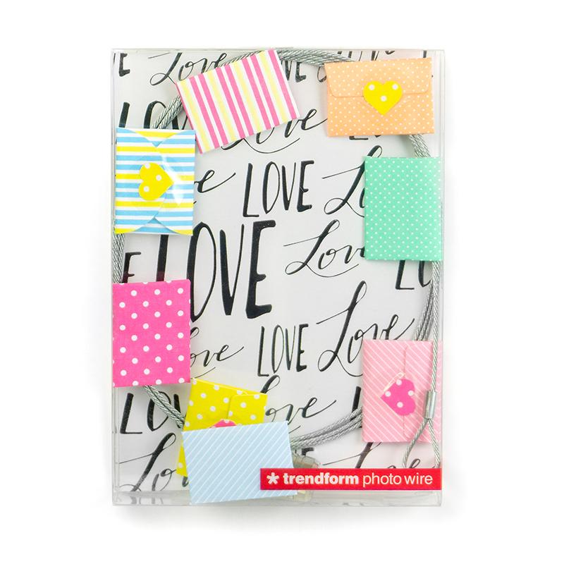 Trendform Fotoleine LOVE LETTERS 8 Magnete / 150 Cm