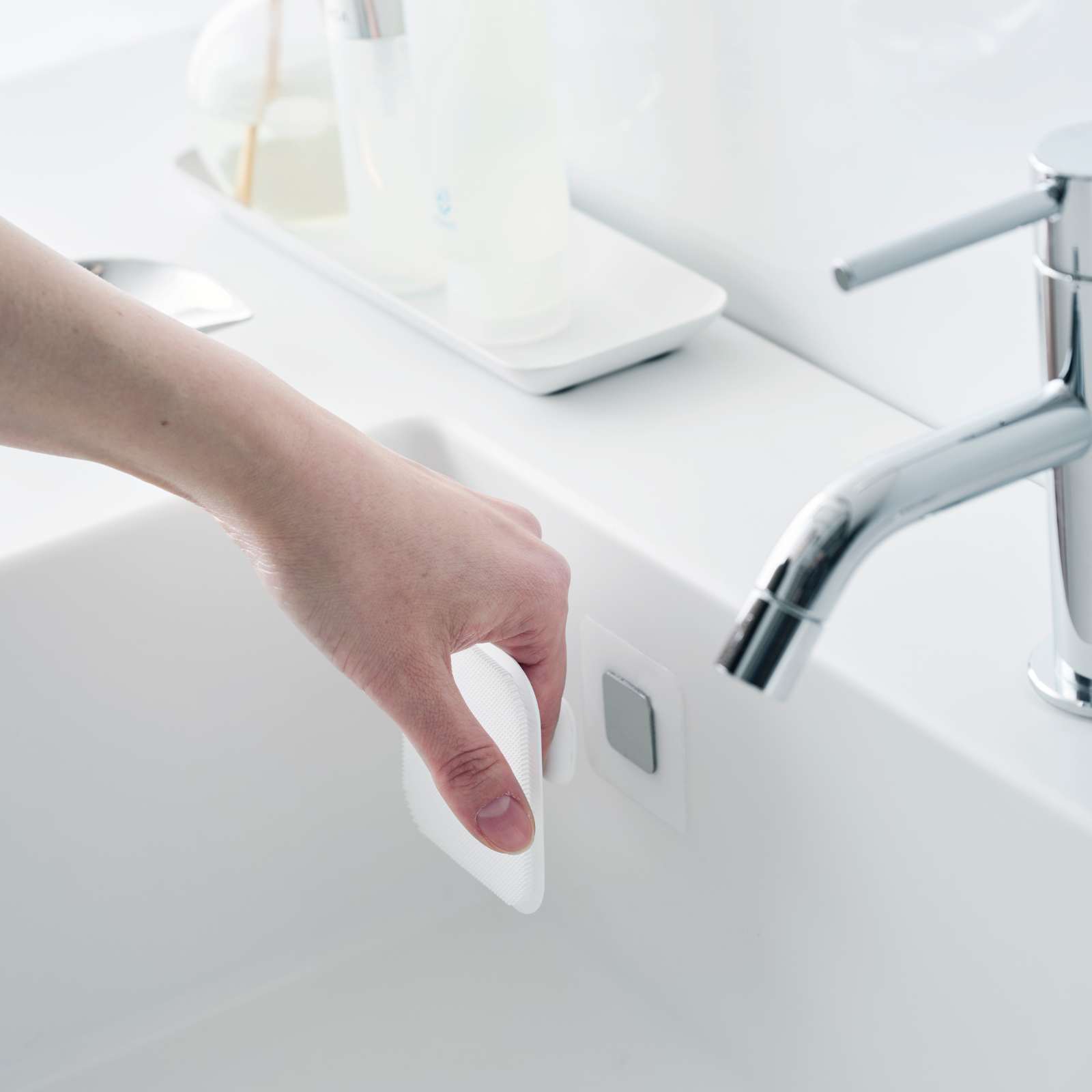 Trendform Klebehaken-Magnet TOWER Silber