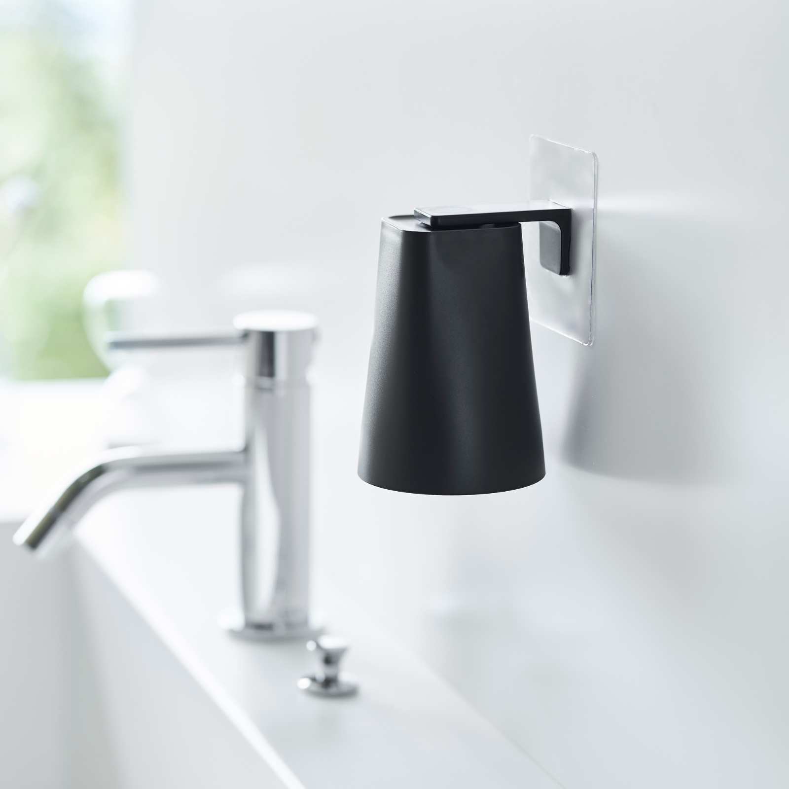 Trendform Klebehaken Mit Becher TOWER Schwarz