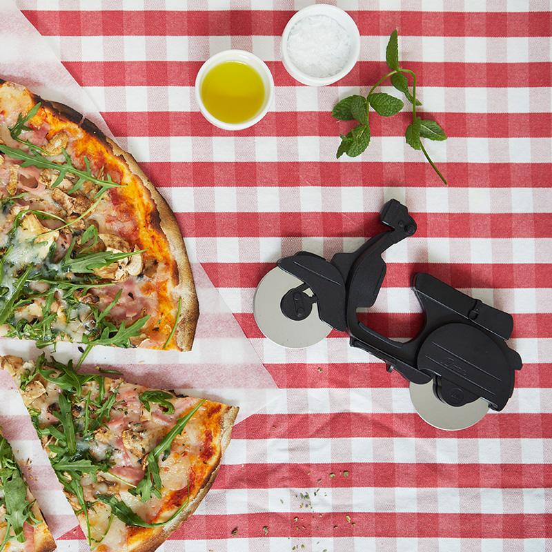 Trendform Pizzaschneider PIZZA SCOOTER Schwarz