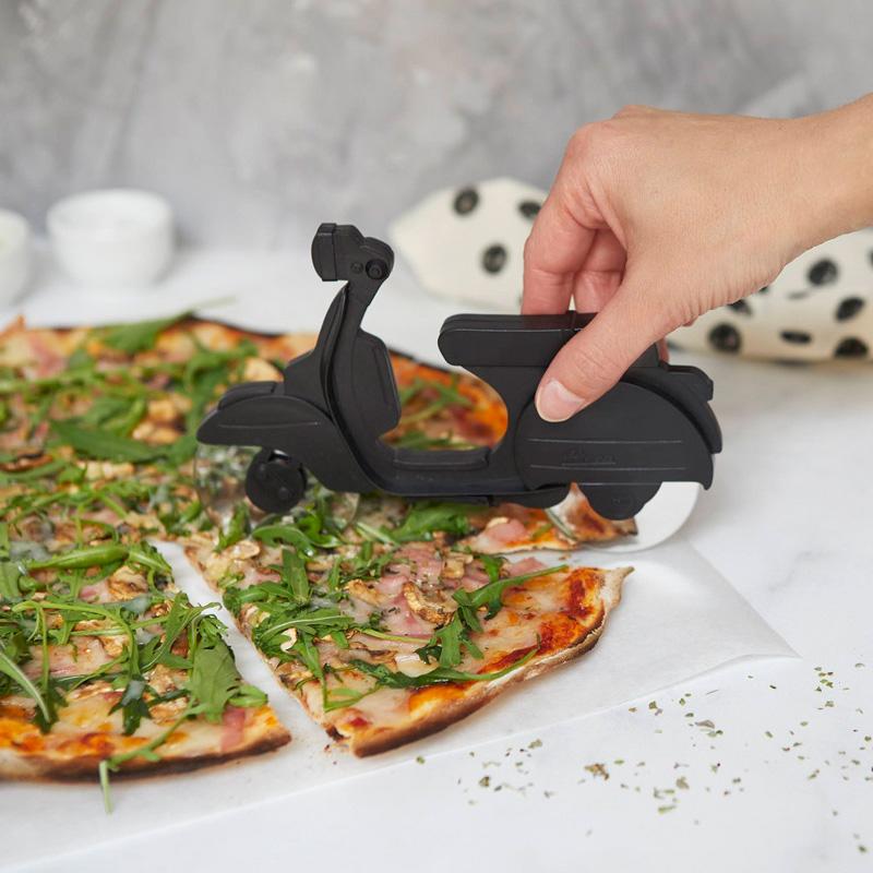 Trendform Pizzaschneider PIZZA SCOOTER Schwarz