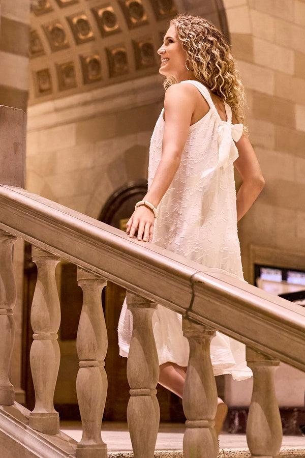 tribal Robe Sans Manches À Encolure Dégagée Et Attaches Plissées Sur Le Devant