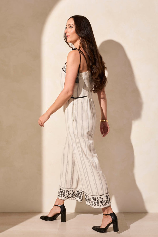 Tribal Pull Avec Accent Brodé À Pompon