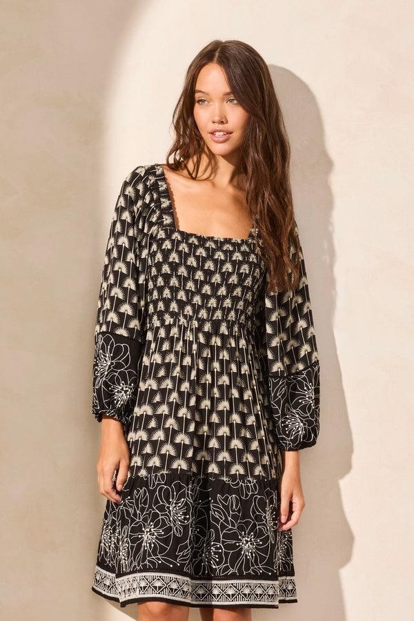 Tribal Robe Style « Deux En Un » À Col Carré Brodée