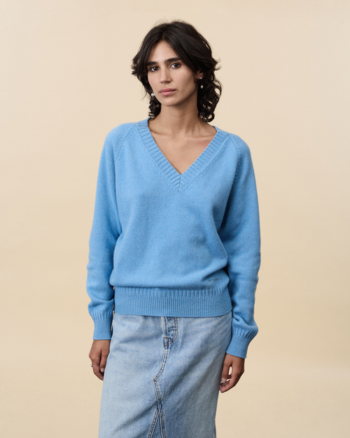 Tricot Col V En Cachemire Bleu Nina Femme – Tricot