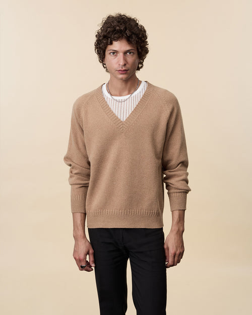 tricot Col V en cachemire Camel homme – Tricot