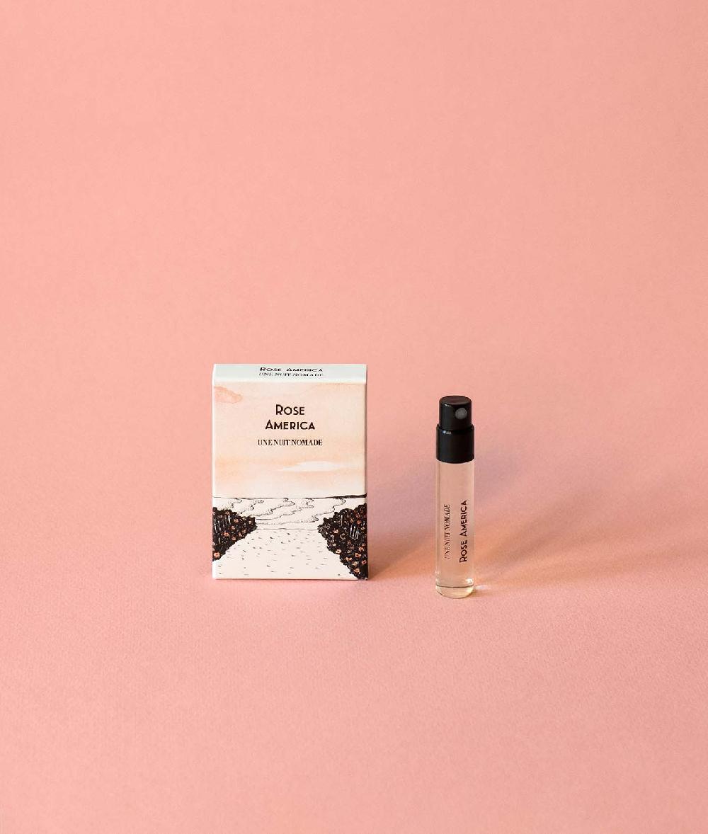 Une Nuit Nomade Rose America
