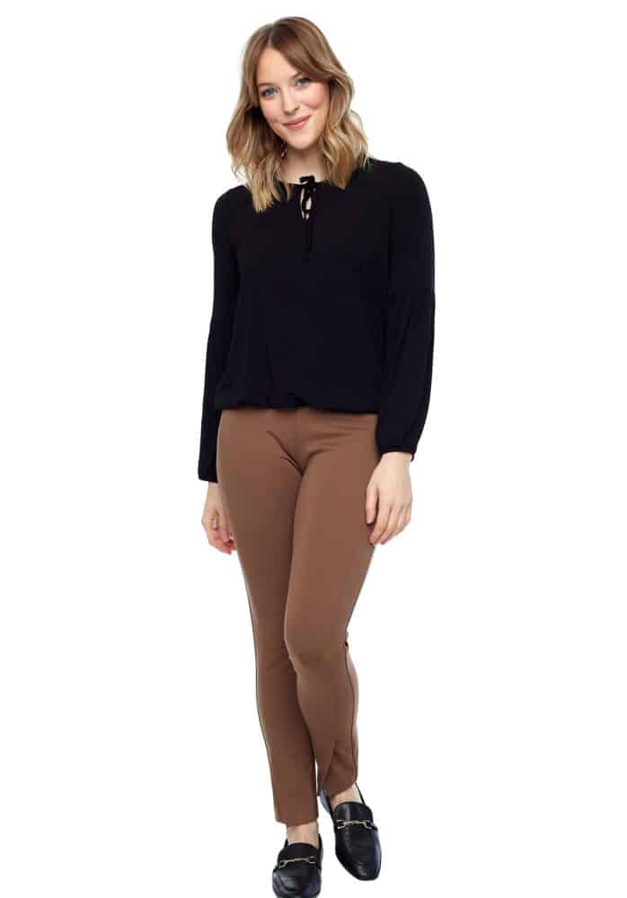 up pants TOP À MANCHES LONGUES ET COL CRAVATE EN TRICOT DE BAMBOU