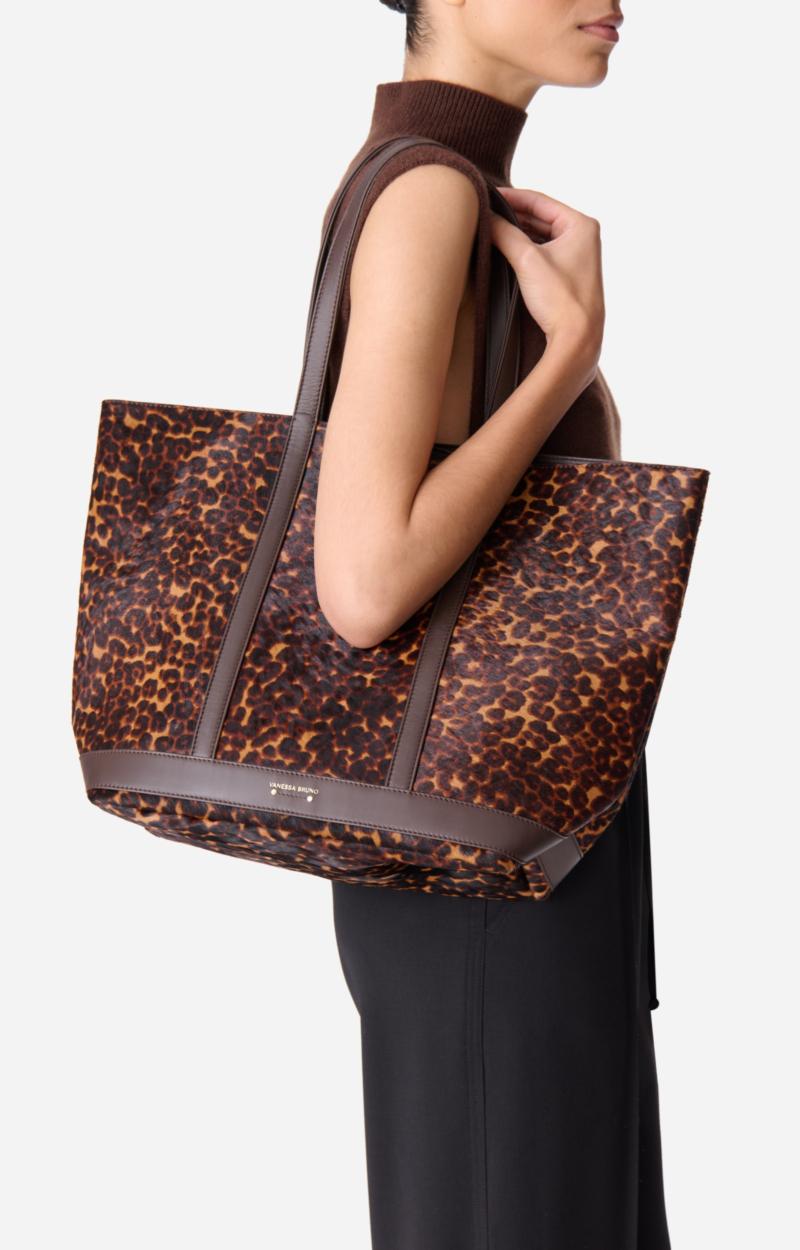 Vanessa Bruno Cabas L Zippé En Cuir