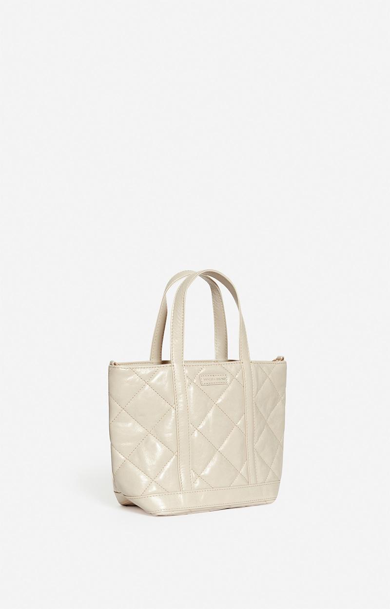 Vanessa Bruno Cabas S Zippé En Cuir Matelassé