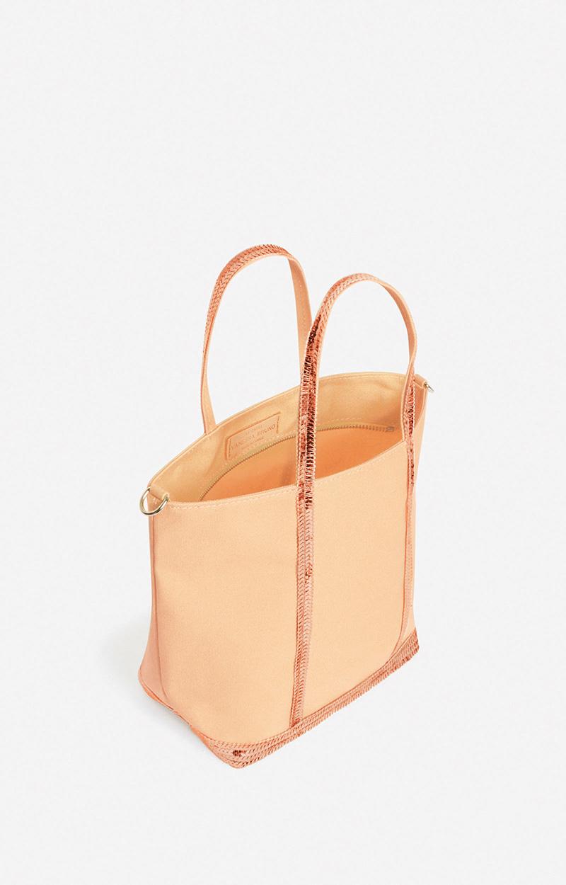 Vanessa Bruno Cabas S Zippé En Toile