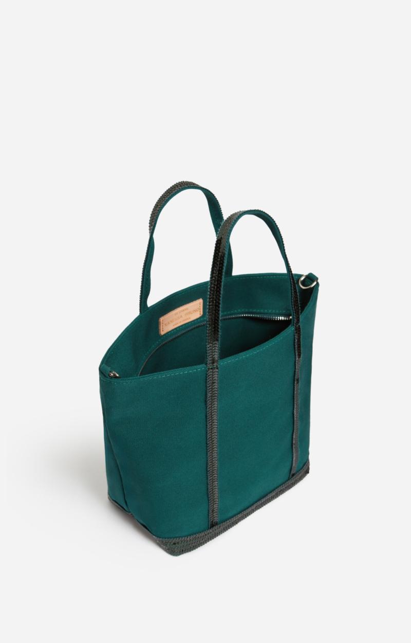 Vanessa Bruno Cabas S Zippé En Toile