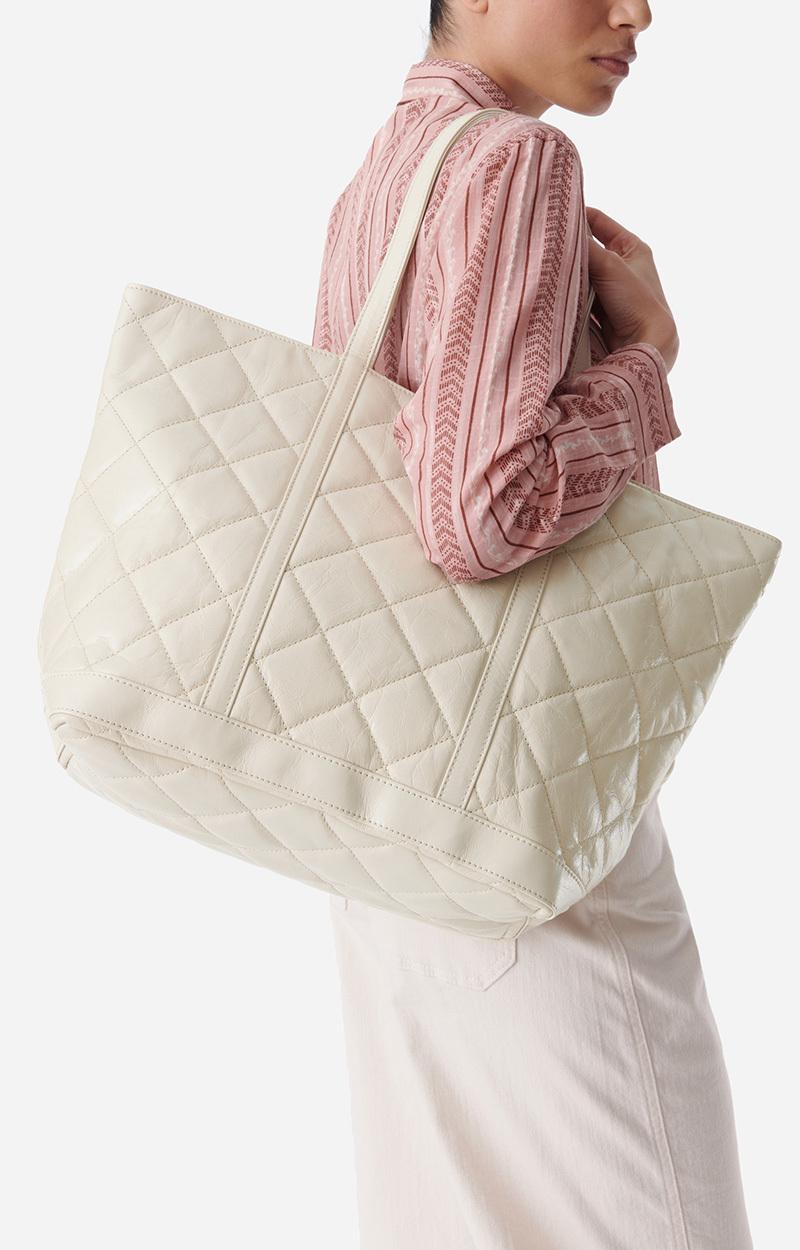 Vanessa Bruno Cabas XL Zippé En Cuir Matelassé