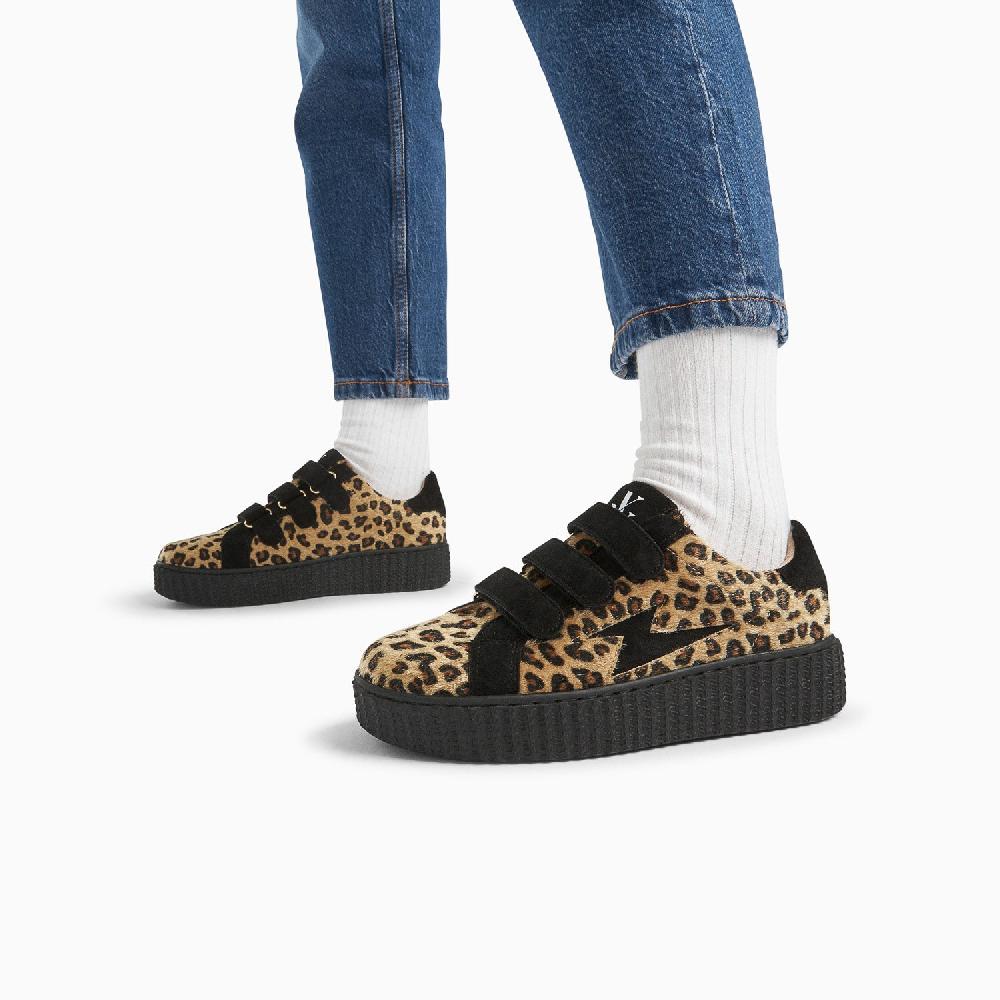 Vanessa Wu Baskets éclair Alia Léopard Beige Et Noir à Scratchs