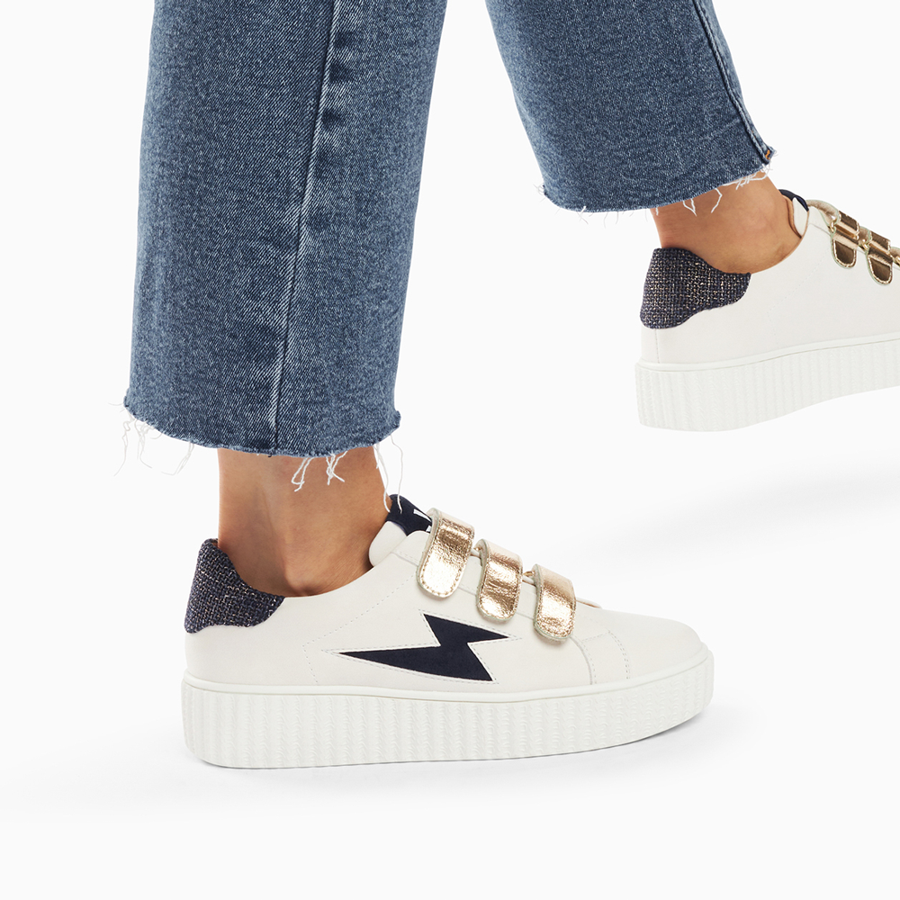 Vanessa Wu Baskets éclair Pomeline Blanc Et Bleu à Scratchs Or