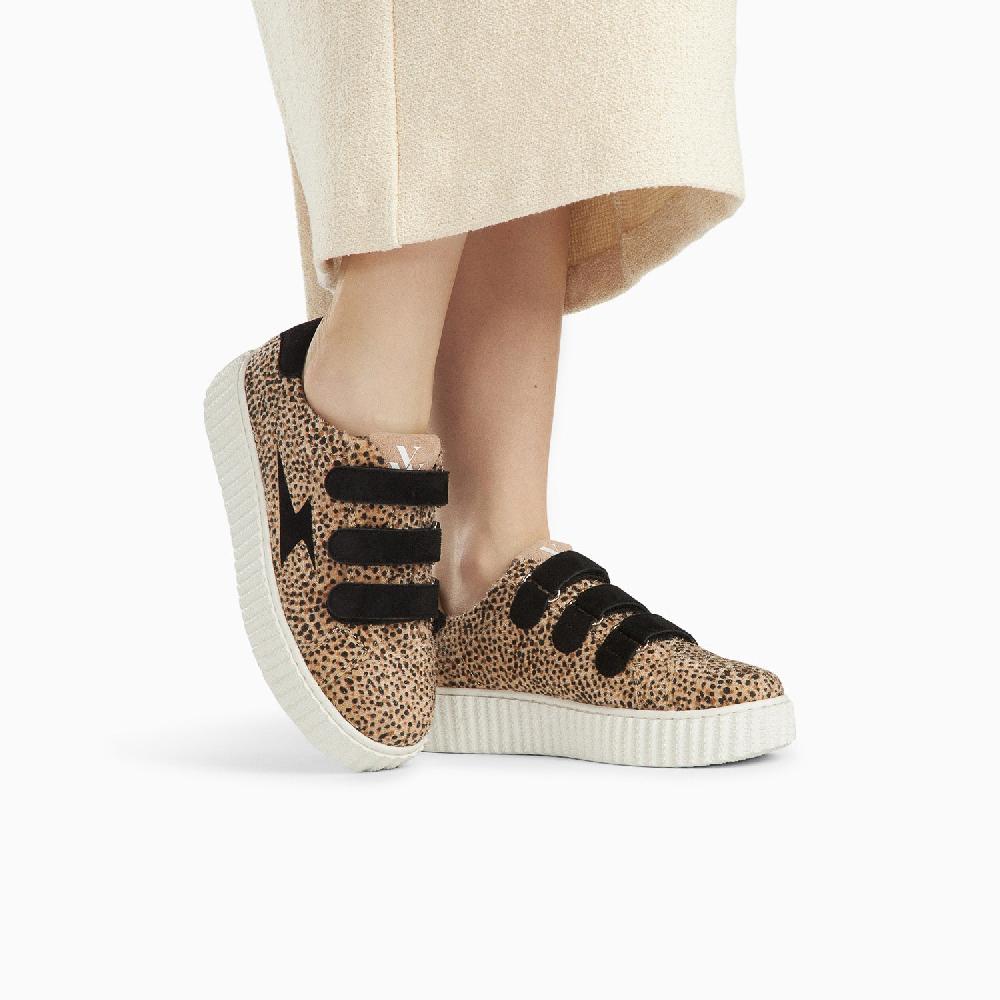 Vanessa Wu Baskets éclair Sophie Guépard Et Noir à Scratchs