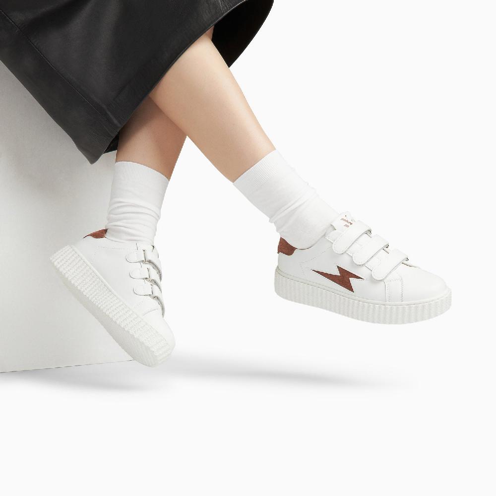 Vanessa Wu Baskets éclair Vicky Blanc Et Marron à Scratchs