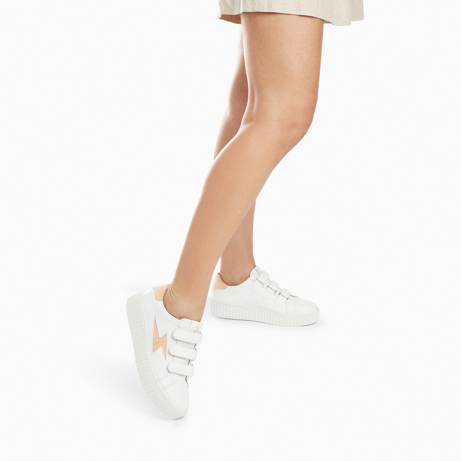 Vanessa Wu Baskets éclair Vicky Blanc Et Orange Pêche à Scratchs