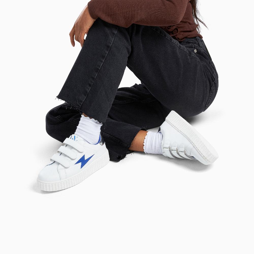 Vanessa Wu Baskets éclair Virginie Blanc Et Bleu électrique à Scratchs