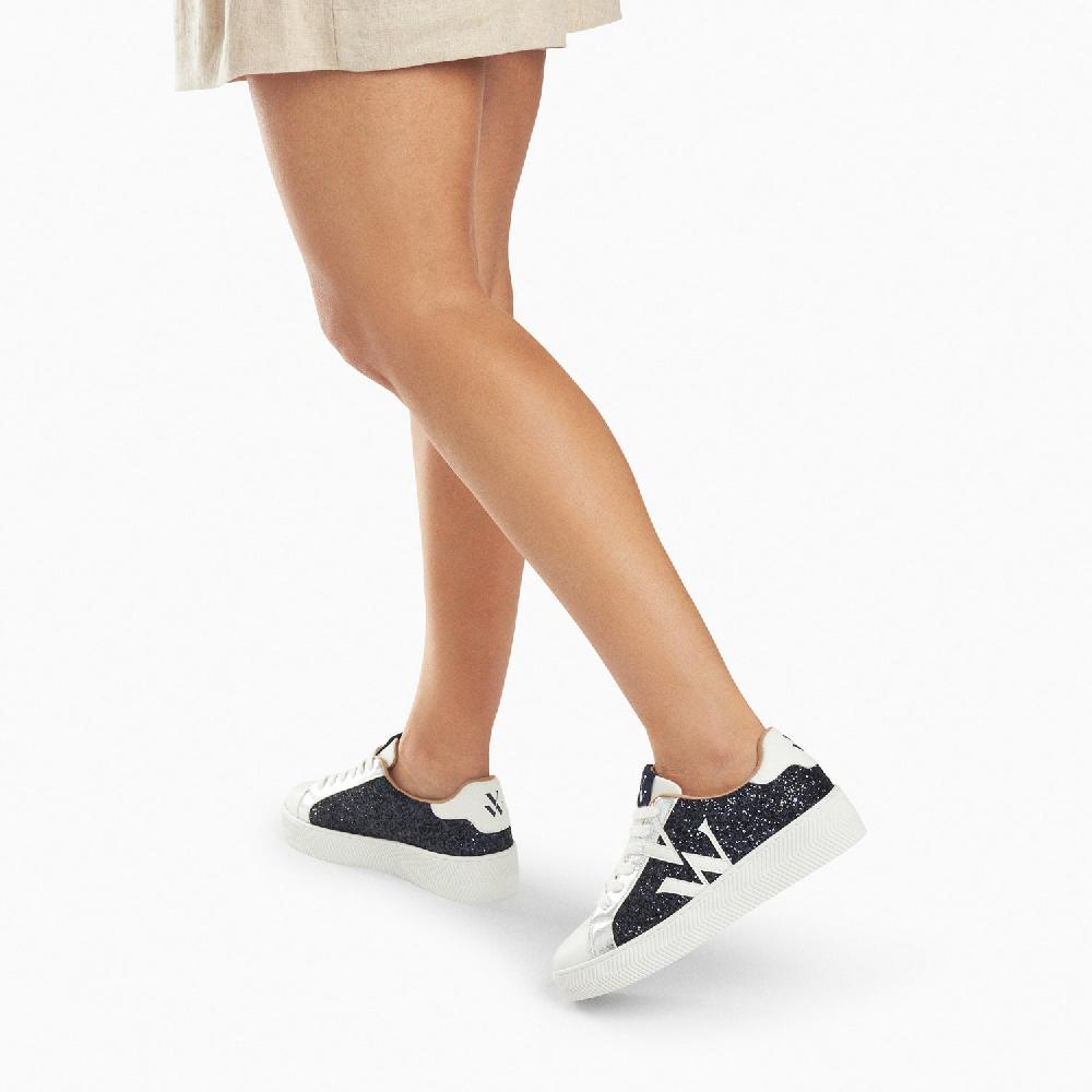 Vanessa Wu Baskets Monogramme Estelle à Paillettes Bleues