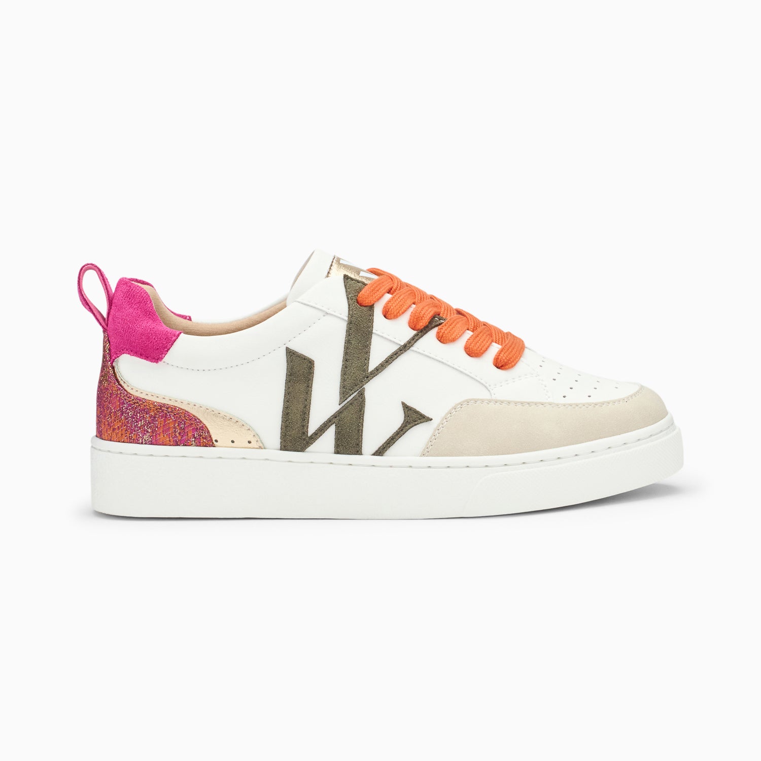 vanessa wu Baskets monogramme Gabriella blanc et orange