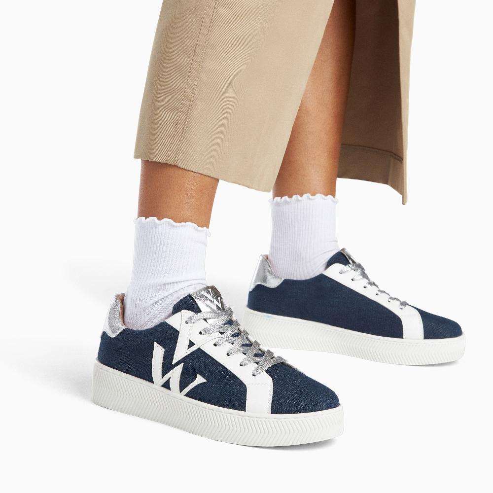 Vanessa Wu Baskets Monogramme Gaïa Denim Et Blanc à Lacets Argent