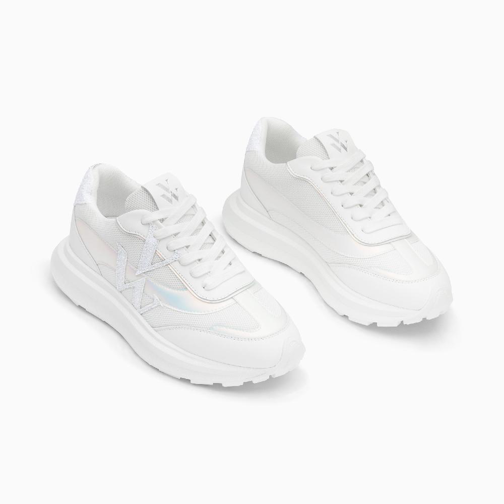 Vanessa Wu Baskets Monogramme Inès Blanches Monochromes à Semelle Oversize