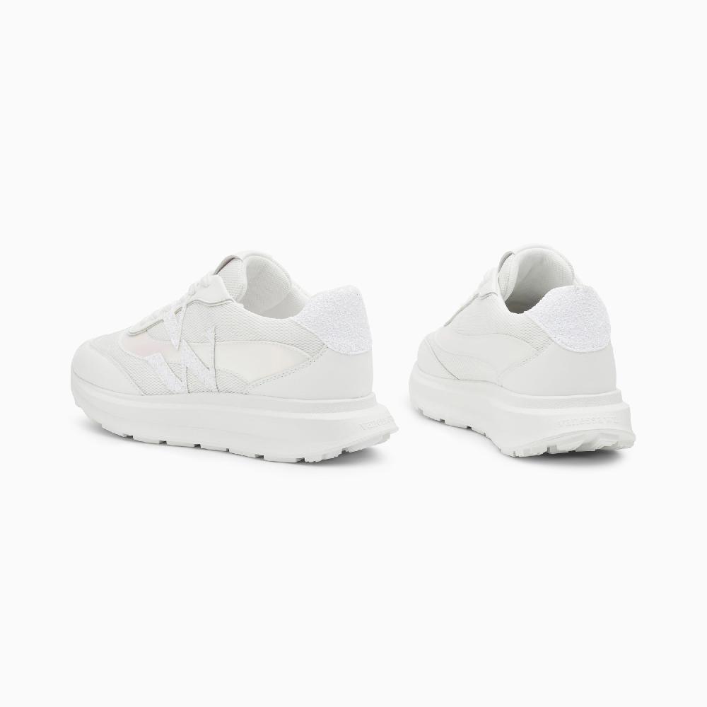 Vanessa Wu Baskets Monogramme Inès Blanches Monochromes à Semelle Oversize