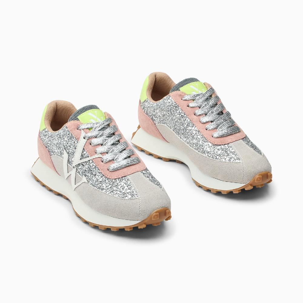 Vanessa Wu Baskets Monogramme Mona Argent Et Gris à Semelle Running