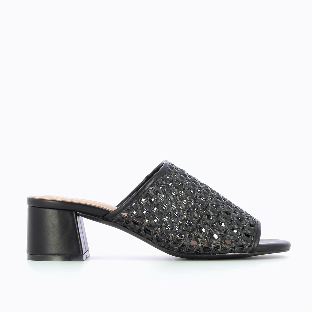 vanessa wu Mules à talon Francesca noires façon cannage