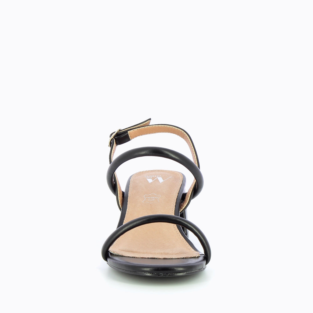 Vanessa Wu Sandales à Talon Minimalistes Cynthia Noires