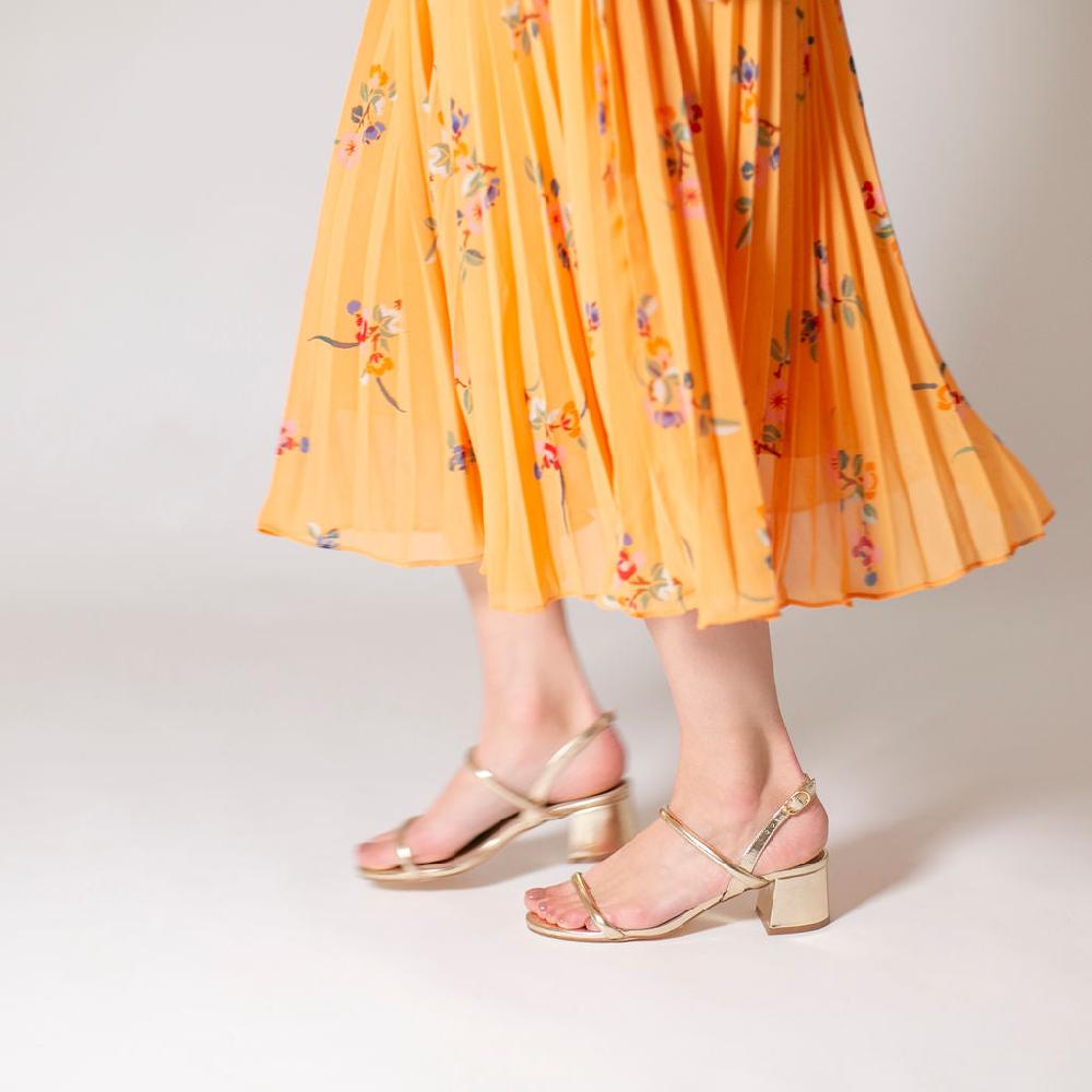 Vanessa Wu Sandales à Talon Minimalistes Cynthia Or