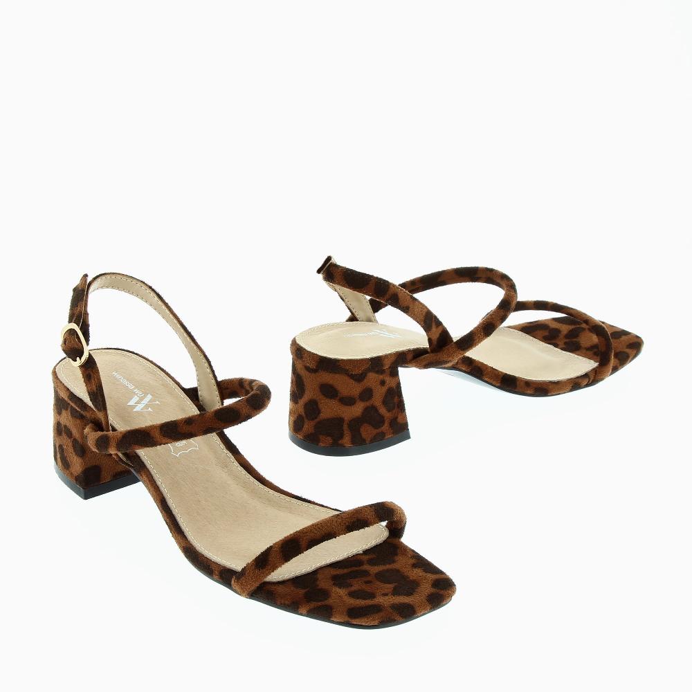Vanessa Wu Sandales à Talon Minimalistes Romy Léopard