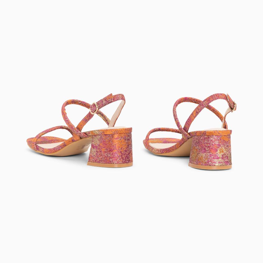 Vanessa Wu Sandales à Talon Minimalistes Tiphaine Tissées Orange Et Or