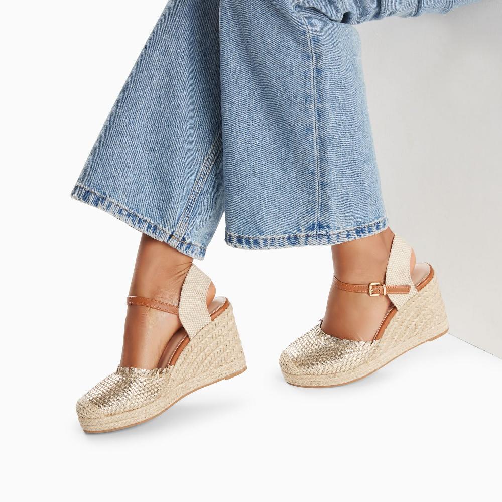 Vanessa Wu Sandales Compensées Nadine à Tressage Or